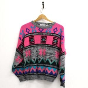 Vintage Geometric Pattern Sweater Medium